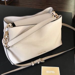 Cream / Tan Michael Kors Crossbody Handbag